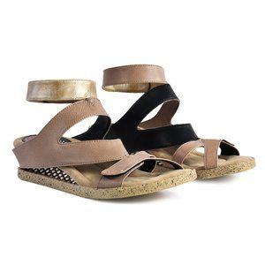 Mila - Taupe flips to Black - Modzori 4 ways to wear reversible low-wedge sandal